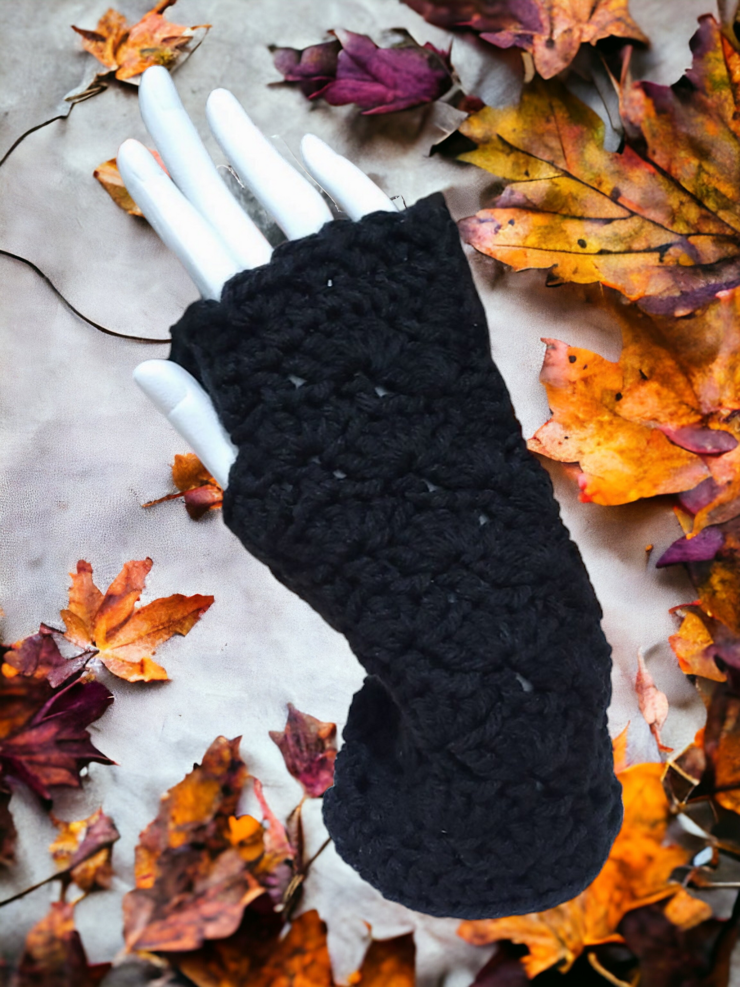 Black Fingerless Handwarmer